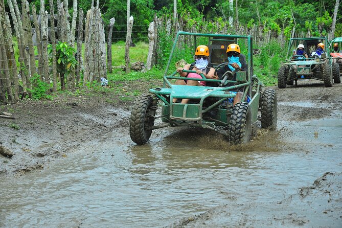 5 tours in 1 (Eco Farm/Horseback/City Tour/Buggy/Zipline) - A full Dominican day, not five equal tours