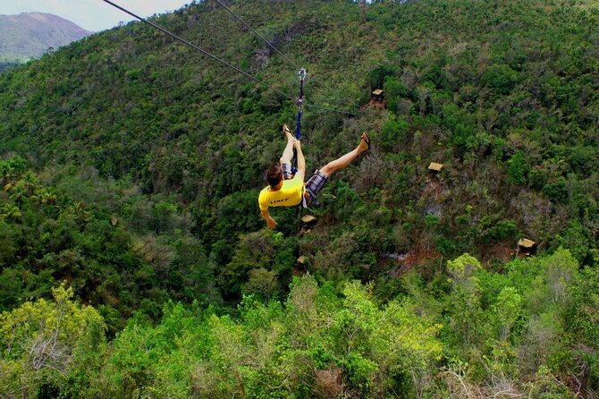 Adrenaline of Zipline el Valle from Samana Special for little cruisers - Key details before you book