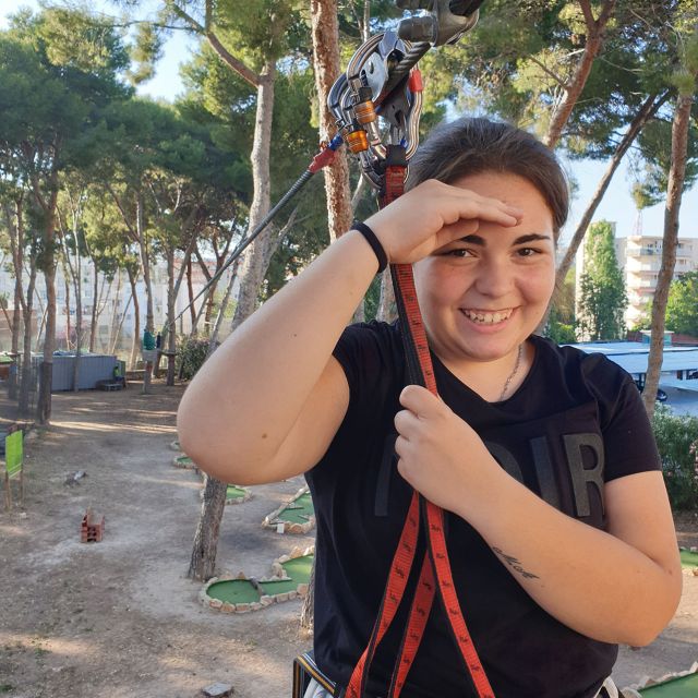 Bosc Aventura Salou: Extreme Ziplines - The red course brings the height and longer ziplines