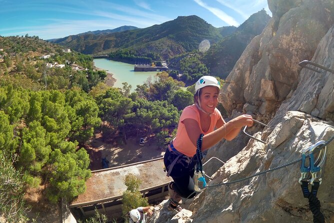 Caminito del Rey - Via Ferrata & Zip Line Adventure - A local picnic after the climbing