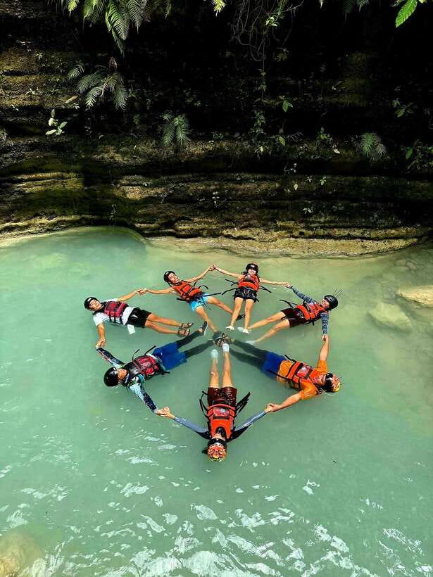 Cebu: Shared Tour Kawasan Falls Canyoneering & Ziplining - Who should book this adventure