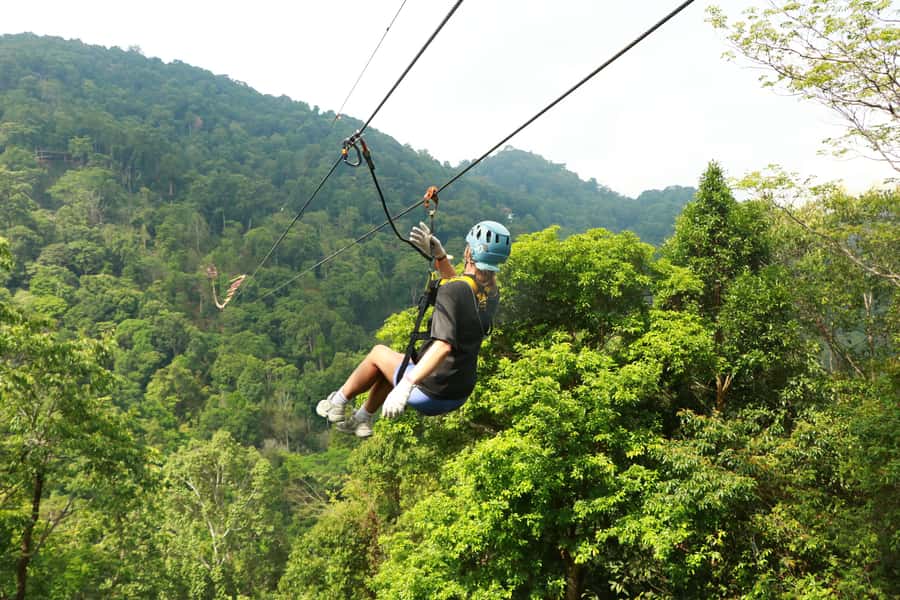 Chiang Mai: Kingkong Smile Zipline with Lunch and Transfers - What the two-hour zipline session feels like
