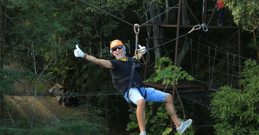 Chiang Mai: Zipline adventure with lunch & city hotel pickup - Lunch and the parts between the obstacles