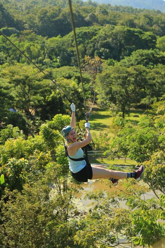 Chiang Mai: Zipline & High Rope Park with Lunch & Transfer - The flower-field train and farm stop