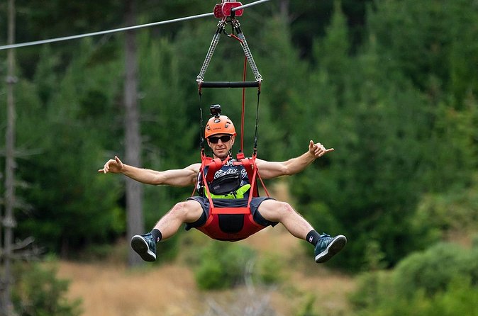 Christchurch Long Ride Zipline - Two guides manage the safety and the fun