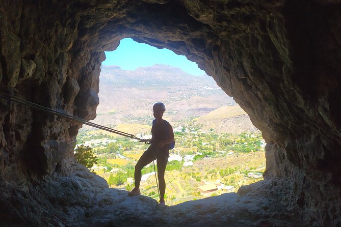 Climbing + Zipline + Via Ferrata + Cave. Adventure route in Gran Canaria - A four-part adventure above Santa Lucía