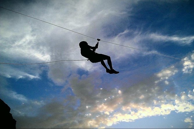 Climbing + Zipline + Via Ferrata + Cave. Adventure route in Gran Canaria - The via ferrata section and an important caveat
