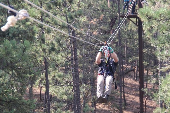 Combo Course Zipline Tour - Eight ziplines that build speed and height