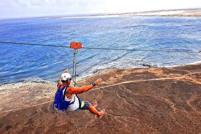 Complete Excursion and Flight on the Zipline Cabo Verde - The uphill walk to the 100-meter lookout