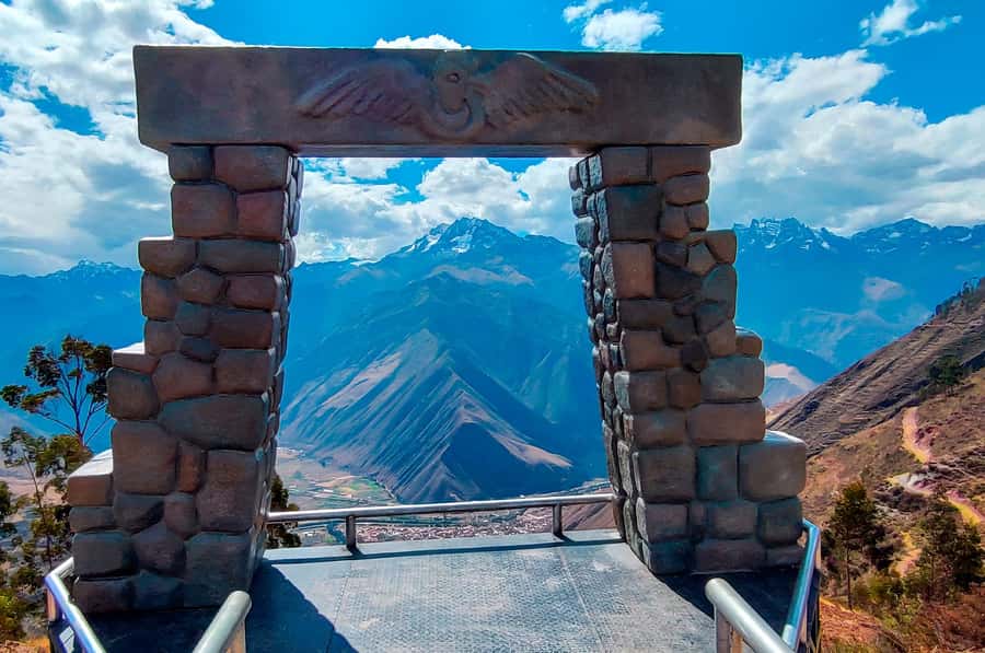 Cusco: Half-Day Zip Line Adventure and Chinchero Tour - Andean weaving as a living cultural lesson