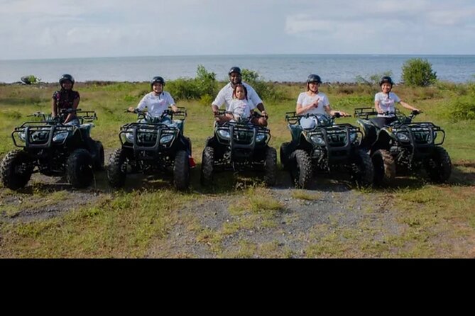Day Tour in Roatan: ATV, Sloths, Monkeys and Zipline - Sloths and monkeys at a managed animal park