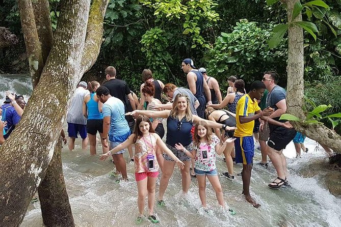 Dunn's River Falls and Zipline (Over the Falls) Adventure Tour from Ocho Rios - Climbing the 600-foot waterfall