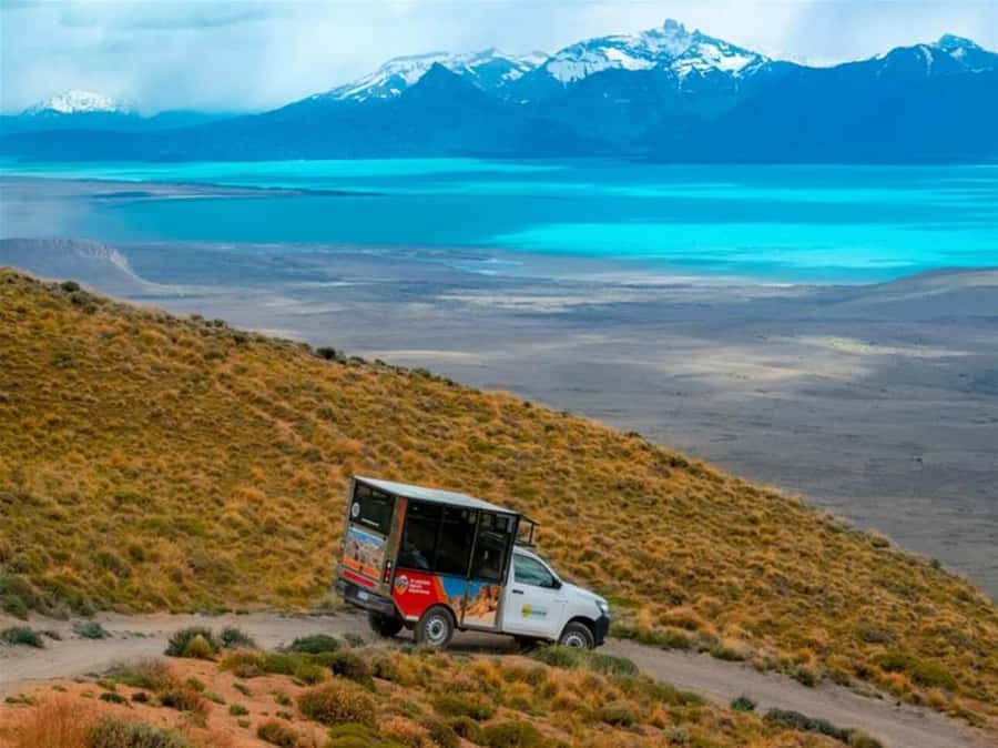 El Calafate: 4WD Adventure with Optional Hike or Zipline - Finishing at Estancia Huyliche