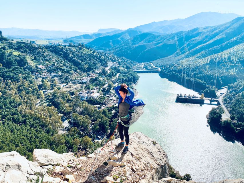 El Chorro: Zipline, Bridge, and Hiking Adventure Tour - Meeting at Hotel La Garganta