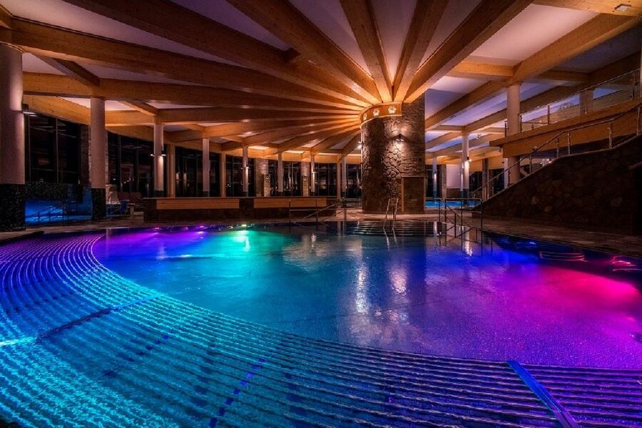 From Kraków: Slovakia Treetop Walk and Thermal Baths - Warm water at Chocholowska Baths