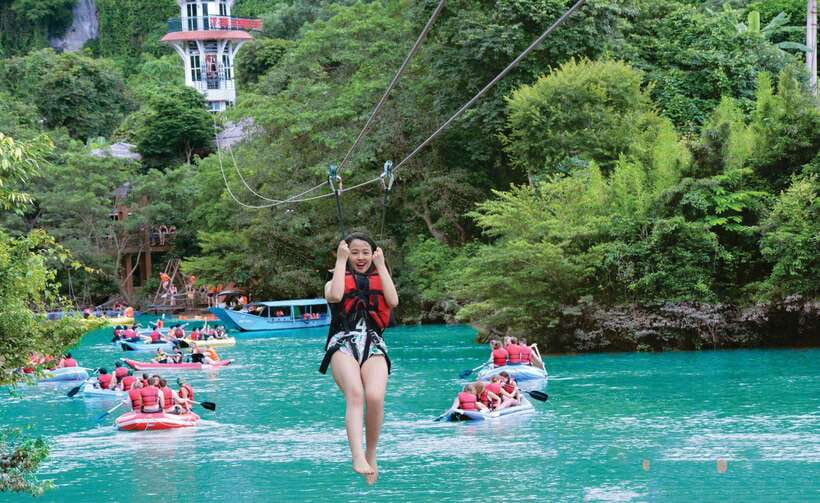 From Phong Nha/DongHoi: Paradise Cave and Zipline Dark Cave - Two very different caves in one day