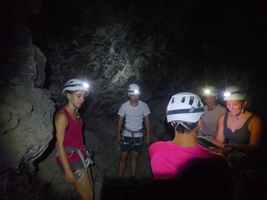 Gran Canaria: Zipline and Mountaineering Tour - Santa Lucía de Tirajana gives the tour its character