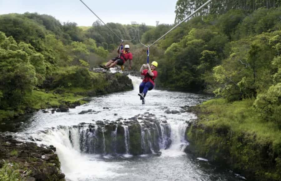 Hakalau: 9-Line Zipline Adventure with Umauma Falls View - The guide-led safety routine