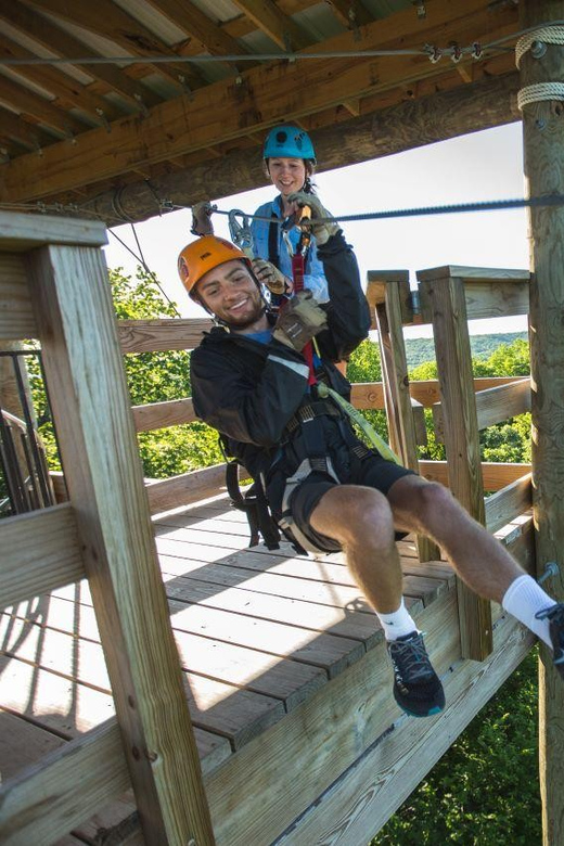 Henderson, Minnesota: 14-Line Zipline Canopy Tour - Starting among the treetops in Henderson