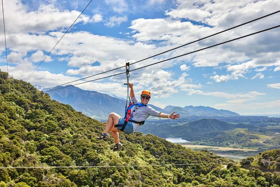Kaikōura: Zipline and Native Forest Adventure Trip - Guides who keep the nerves under control