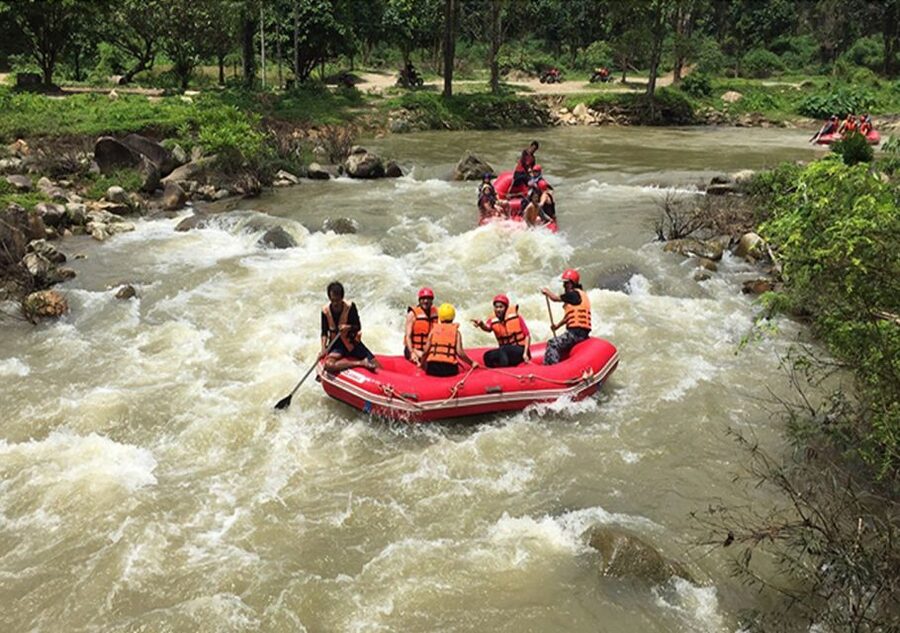 Krabi: White Water Rafting and Zipline Adventure - Thai lunch gives the day a useful pause