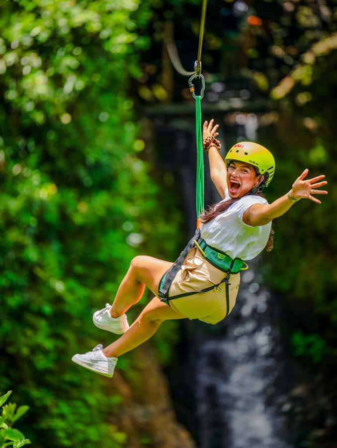 Mauritius: Vallé Advenature Park: Waterfall Zipline - Flying above the waterfalls in La Vallée des Couleurs
