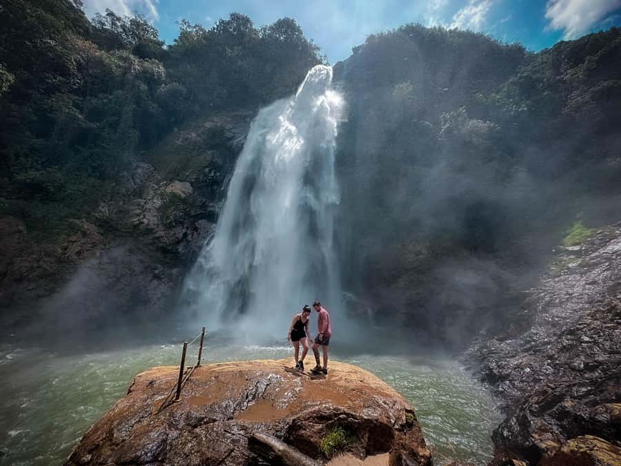 Medellín: Highest Zipline of Colombia Over Waterfalls - Who Will Enjoy This Most