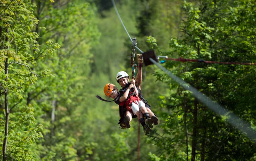 Mont-Catherine: Ziplines & Hike - The Summit and the Heated Teepee