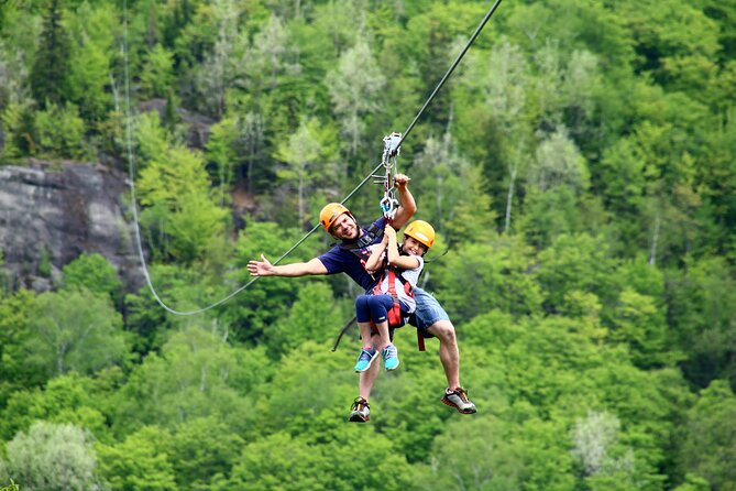 Mont-Catherine Ziplines - The 1.5-kilometer hike is part of the experience