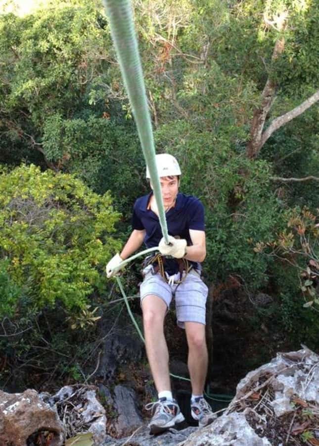 Nadi: Abseiling, Zipline, and Cave Tour with Meal - Should you book the Tau Caves and Zip Fiji tour?