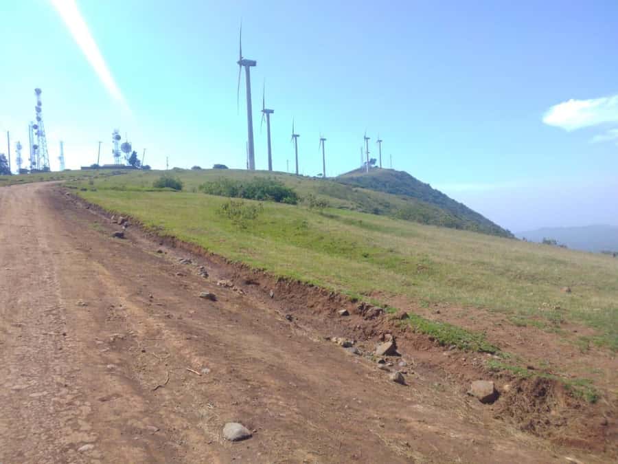 Nairobi: Ngong Hills Hiking and Zip Lining Tour - Leaving Nairobi for the Ngong Hills