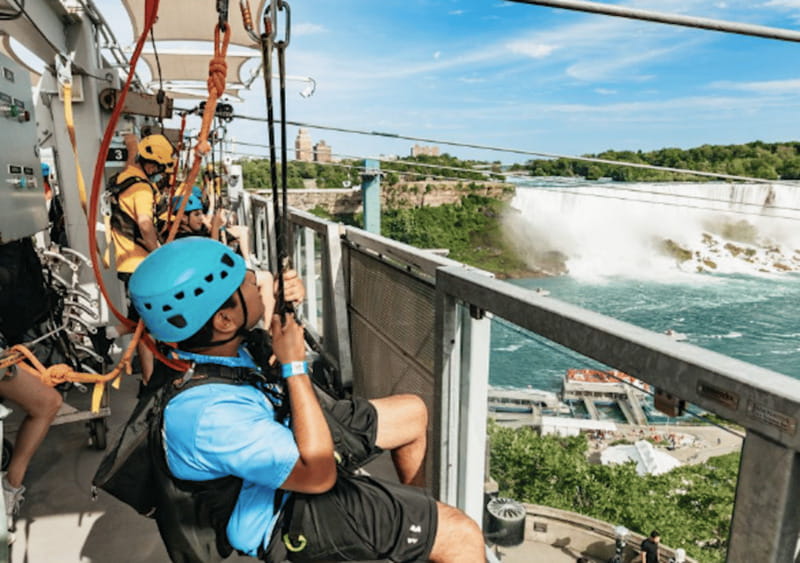 Niagara Falls, Canada: Early Bird Zip Line to The Falls - A first look at Niagara from 67 meters up