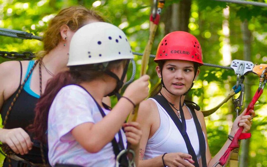 Oak Hill: Zipline Tour in New River Gorge National Park - Guide Liz and the human side of the tour