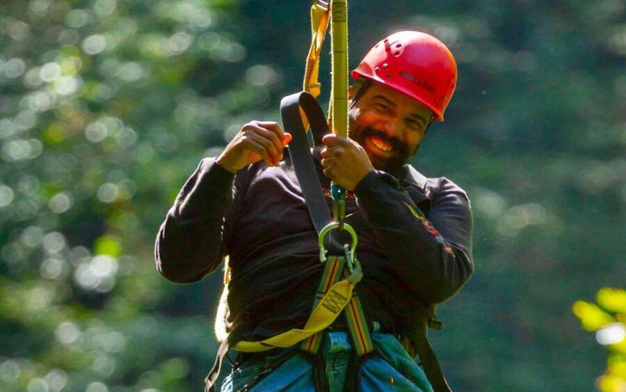 Oak Hill: Zipline Tour in New River Gorge National Park - Gravity brakes make the rides easier to manage