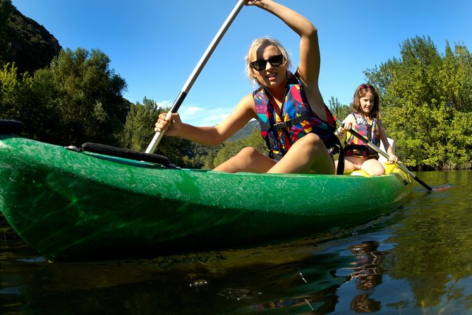 One Day Guided Tour: Kayaking, Zipline & Tubing In The Cave from Vang Vieng - What the guide and group size add