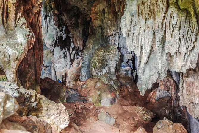 One Day Guided Tour: Kayaking, Zipline & Tubing In The Cave from Vang Vieng - What to bring and how to pace yourself