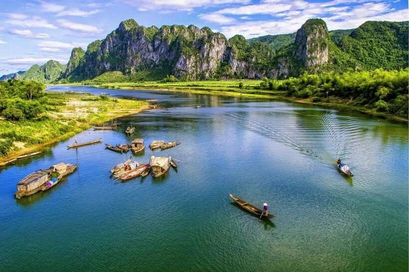 Phong Nha: Cave Exploration and Zipline Dark Cave Tour - Lunch, group timing, and what is included