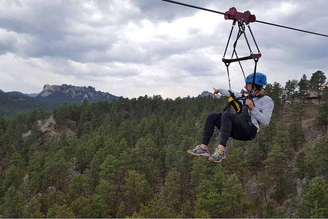 Pinnacle Zipline Tour in Keystone - Walking between platforms