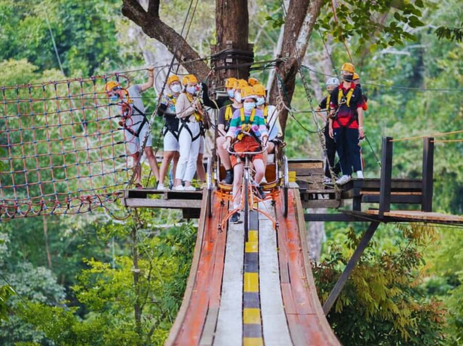 Pongyang Jungle Coaster & Zipline (Transfer) - Lunch, coffee, cake, and the cafe issue