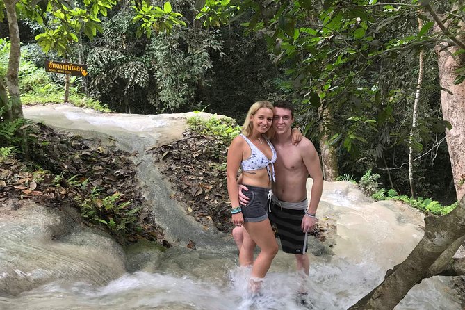 Private Chiang Mai Tour to Bua Thong Waterfalls and Ziplining - The one-hour zipline through the forest