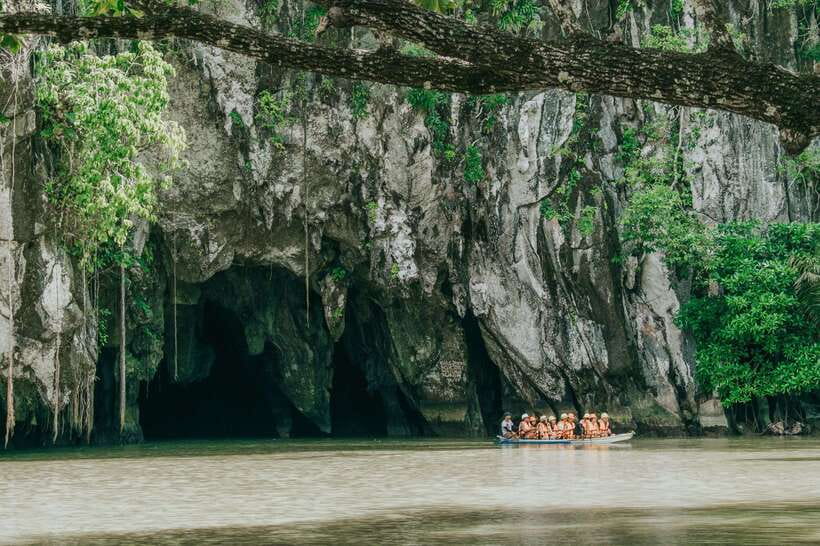 Puerto Princesa: Underground River, Zipline, Paddleboat Tour - A calm paddleboat ride through the mangroves