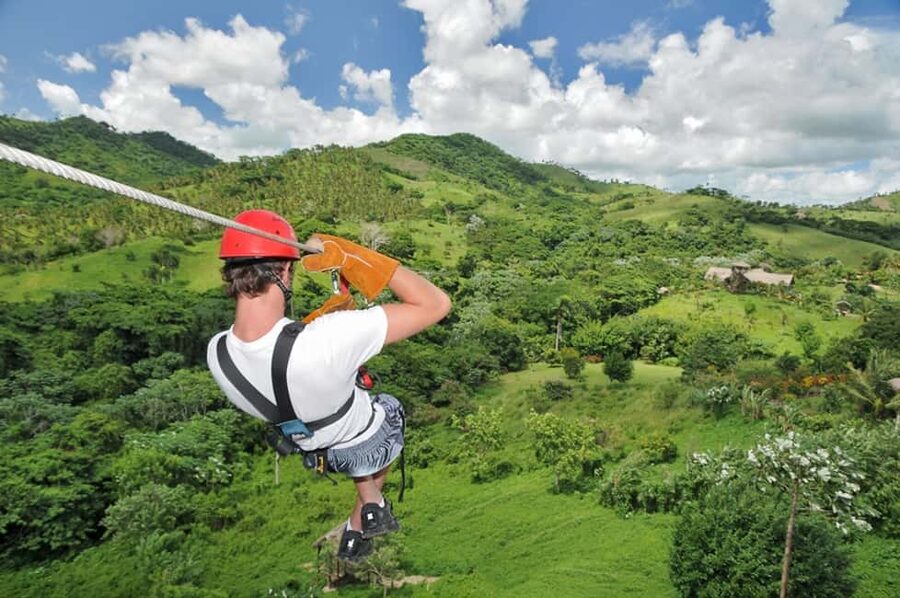Punta Cana: Zip-Lining 12 Cables - The first short lines help you settle in