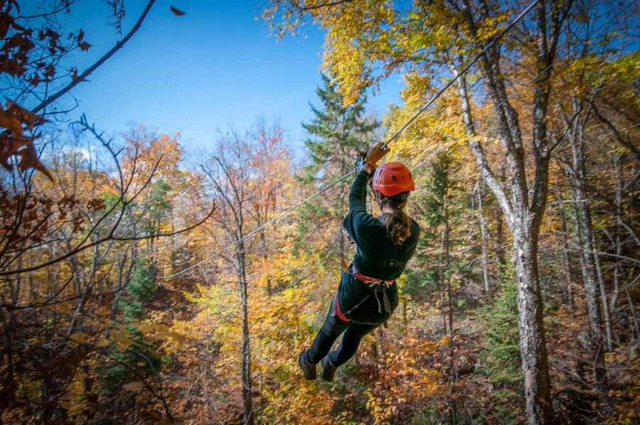 River Ziplines - Nature Tours - How the continuous lifeline changes the experience