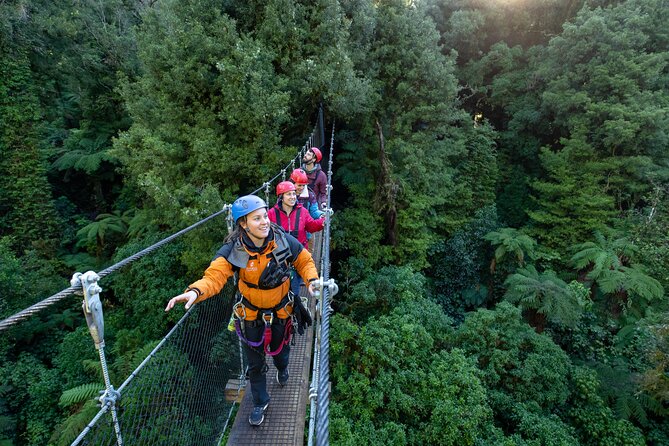 Rotorua’s Ultimate Zipline: 6 ziplines, 400 m Tandem, Cliff Walk - What the guide team adds to the day