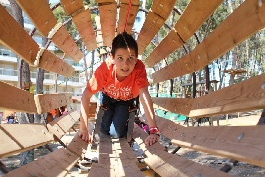Salou: Bosc Aventura Salou Zip Lining Experience - Who will enjoy this most