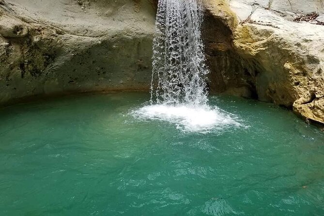Shore excursion 7 waterfalls &5 zip lines amber cove & Taino bay - Key points to know before you go