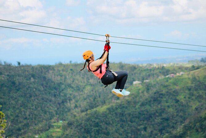 Toro Verde 7-Zipline Tour Plus the Monster with Transport - Getting fitted and learning the ropes