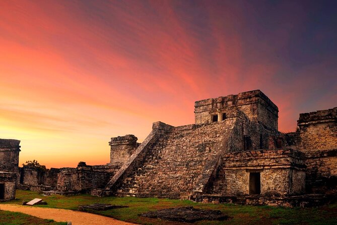 Tulum pyramids + ATV + 3 Ziplines + Rappel + Cenote + Lunch - Lunch at Maya Adrenaline