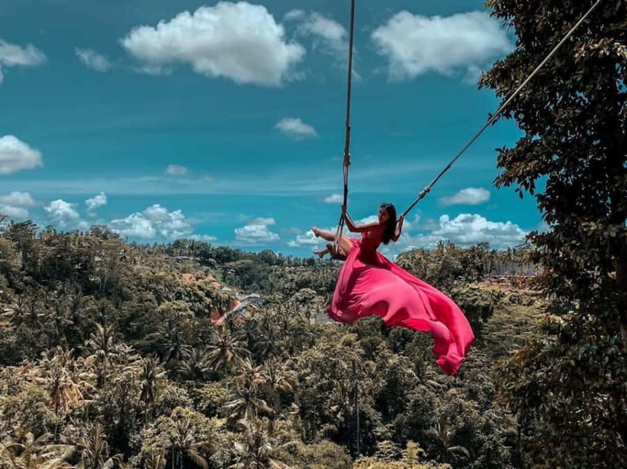 Ubud 3-in-1: Swing, Zipline & SkyBike Adventure - The one-hour stop at U Fun Field