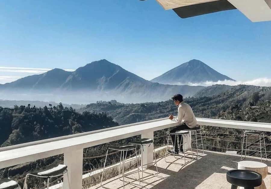 Ubud: Batur Cafe Sunrise, Zip-Line & Cretya Day Club Tour - Zip-lining at Alas Harum